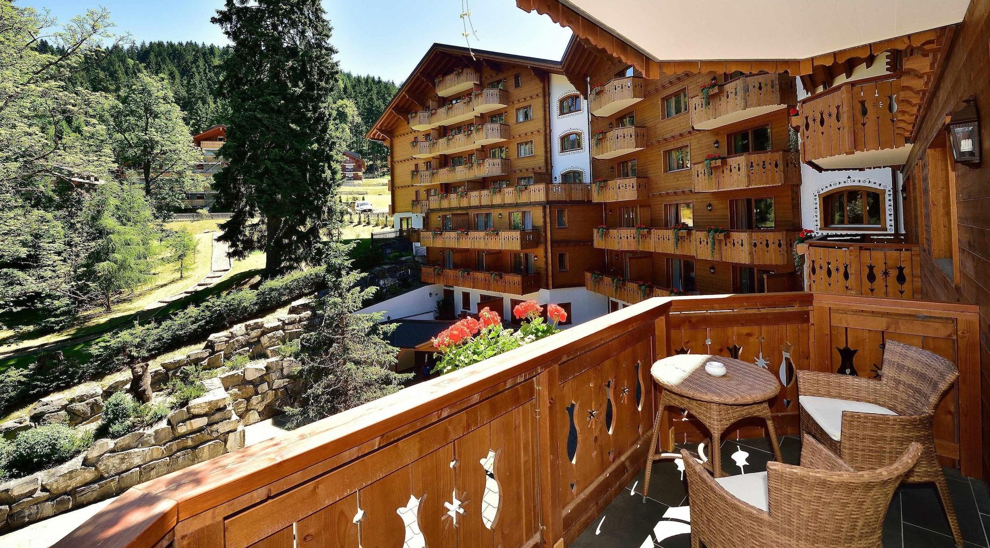 Chalet Royalp Hotel & Spa Вилларс-Сур-Оллон Экстерьер фото